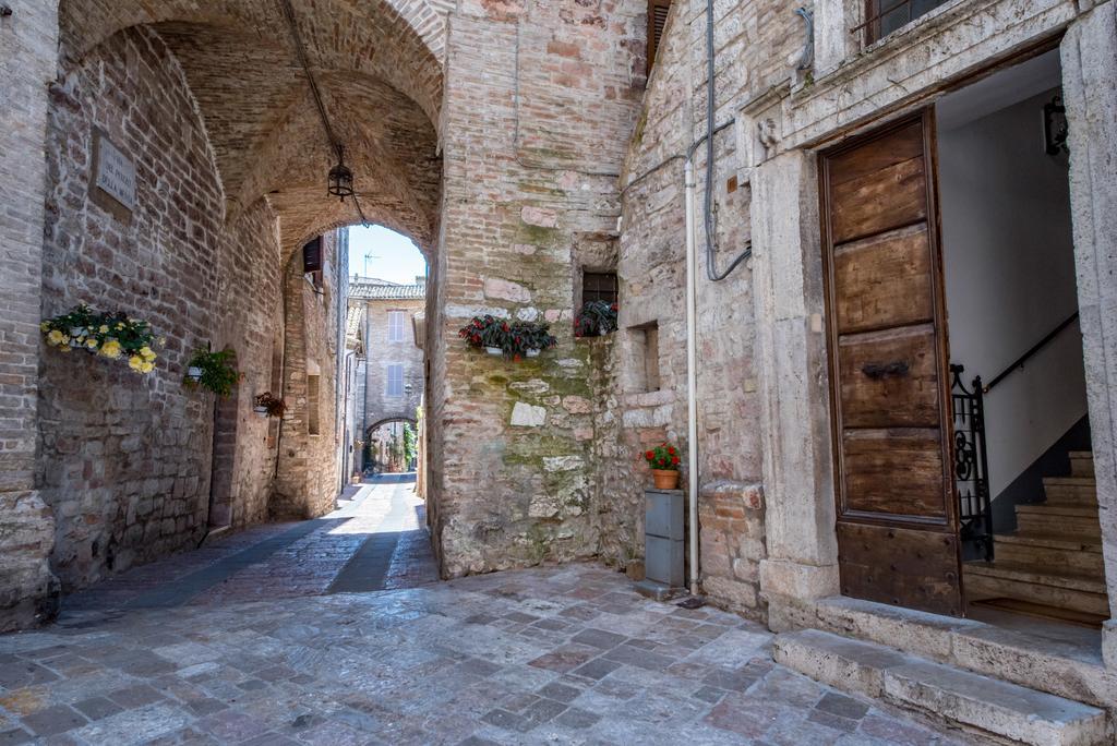 Appartmento In Via San Rufino Асизи Екстериор снимка